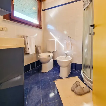 Comfortable Close To Sea ביביונה